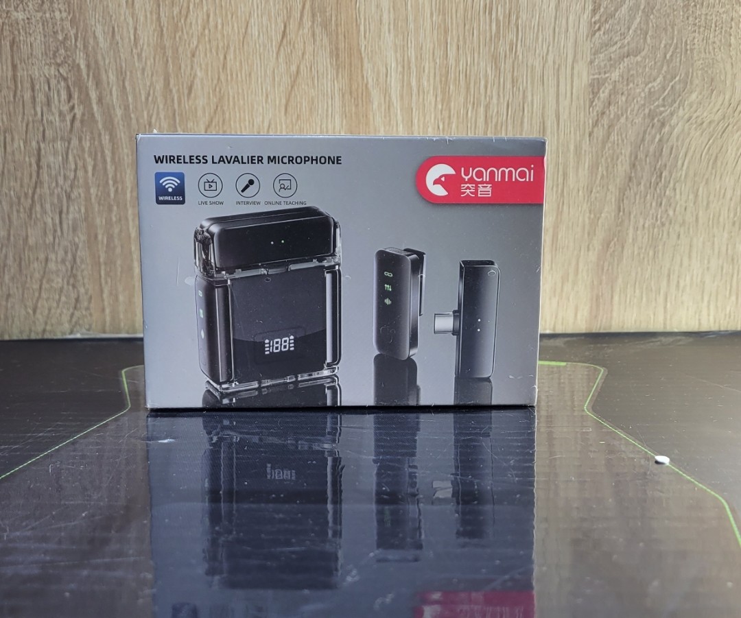 WIRELESS LAVALIER MICROPHONE